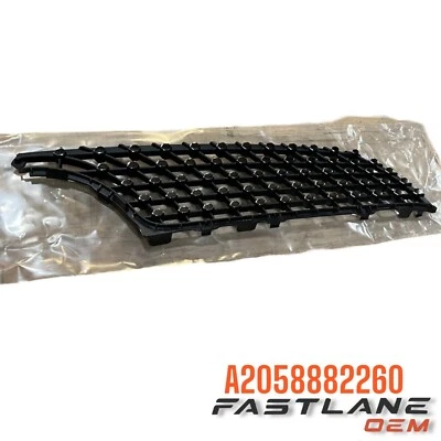2015-2023 MERCEDES-BENZ C63 AMG S FR RH INSERÇÃO DE GRADE DE PARA-CHOQUE NOVO FABRICANTE DE EQUIPAMENTO ORIGINAL A2058882260 - Imagem 1 de 4