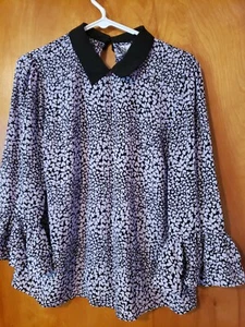 WOMAN'S BLOUSE PURPLE HEARTS BY:ELLE SIZE:M *NEW WITHOUT TAGS*REALLY CUTE TOP - Picture 1 of 5