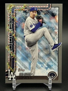 2025 Topps Holiday H135 Blake Snell Argento Glitter Vacanze - Foto 1 di 2