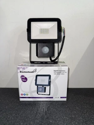 Brackenheath iSpot Outdoor LED Slim Floodlight With PIR Sensor Black 10W 900lm - Image 1 of 4