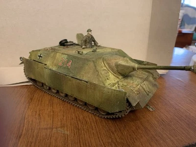Jagdpanzer IV alemán construido 1/35 Foto 1 de 4
