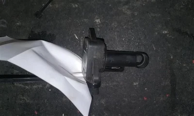 99 00 01 LEXUS ES300 AIR FLOW METER 1082313 Foto 1 de 4