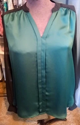 Blusa Quacker Factory Talla M Axilas 21 Hombro Abajo 27 In Parte Inferior 23 In... Foto 1 de 4