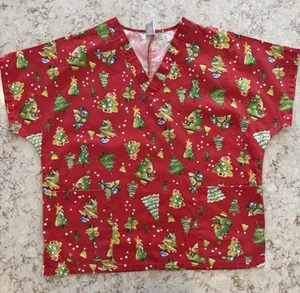 Holiday Christmas Red/Green Tree Print Scrub Top Womens (oversized) Medium - Picture 1 of 5