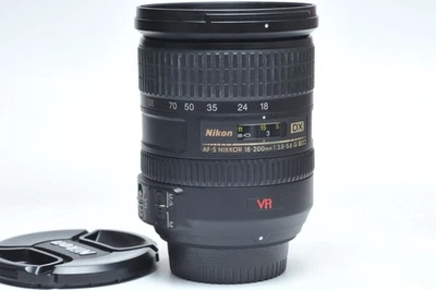Nikon AF-S 18-200mm f/3.5-5.6G DX NIKKOR ED VR Lens - Image 1 of 4