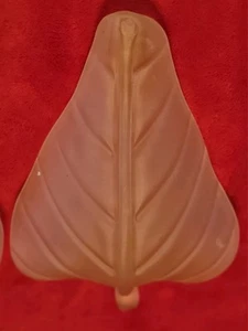 One Vtg Mid Century Murano Ribbed Frosted Peach Art Glass Leaf Wall Sconce Shade - Picture 1 of 9