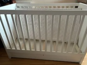 Baby Cot For Sale - Picture 1 of 7