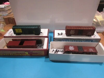 HO Scale Branchline Trains (4) Assorted AAR 40' BoxCar Lot#1960 - Image 1 of 4