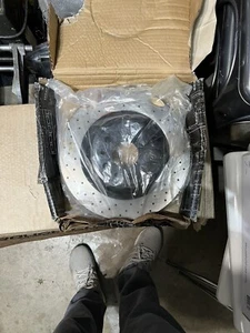 Maserati 2014 -2016 rear brake rotor - Picture 1 of 7