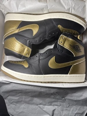 Air Jordan 1 ретро оригинальная высокая черная золотистая размер 10 - Изображение 1 из 4