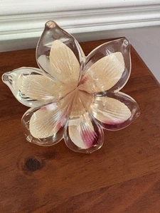 Hand Blown Glass Lily Flower Art Glass Spiral Stem Pink Cream Gold 6 Petals - Picture 1 of 11