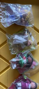 1994 Cabbage Patch Kinder McDonalds Happy Meal Spielzeug Komplettsatz 4 ..NEU - Bild 1 von 2