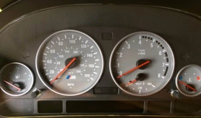 Cuadro de instrumentos genuino marca BMW E39 M5 1999-2003 OEM sin codificar MPH o KM Foto 1 de 2