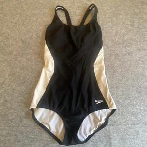 Speedo Power Flex Women’s Size 8 One Piece Swimsuit Black White Slimming Modest - Picture 1 of 12