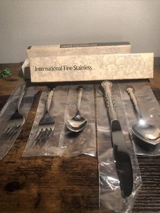 International Fine Stainless 2 Boxes 5 Piece Pl. setting vintage￼ (B2) - Picture 1 of 9