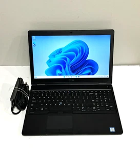 Dell Latitude 5580 15.6" Core i5-6200U 2.3Ghz 16GB RAM 256GB SDD M.2 Win11 - Picture 1 of 10