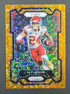 SKYY MOORE 2023 Panini Prizm #150 Orange Disco Prizm Kansas City Chiefs - Picture 1 of 2