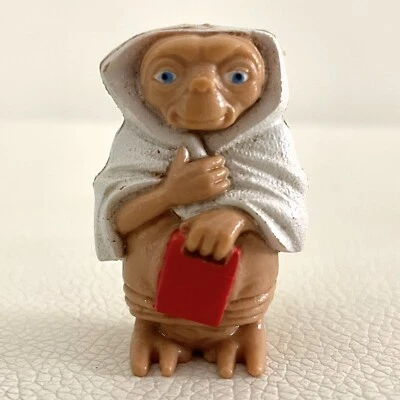 Vtg 1982 E.T. With Blanket Holding Speak & Spell! PVC Figure Universal Alien - Image 1 of 4