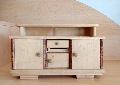 Größerer Puppenhaus Anrichte  Schrank Holz Puppenstube Möbel DDR Spielzeug  alt - Bild 1 von 4