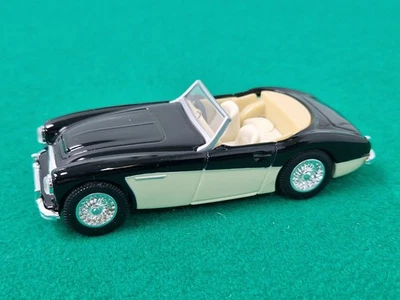 CORGI 1:43 Austin Healey 3000 Mk1 Die-Cast Car - Image 1 of 4
