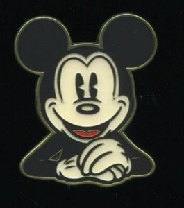 Target Junk Food Mickey with Hands Crossed Disney Pin 128543 - Bild 1 von 1