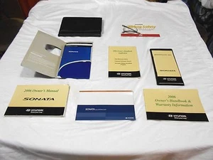 2006 HYUNDAI SONATA OWNER MANUAL 8/PC.SET & BLACK HYUNDAI PREMIUM FACTORY CASE - Picture 1 of 5
