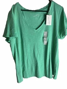 NWT Women’s Universal Thread Kauai Green Sz 2XLarge T Shirt - Picture 1 of 4