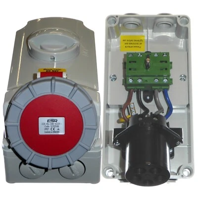 32A Interlocked Socket 32 Amp 3 Phase 5 Pin IP67 Waterproof 415V Red Industrial - Image 1 of 4
