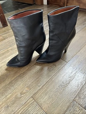 Botines Iro Cuero Negro Talla 39 Hechos en Italia Foto 1 de 4