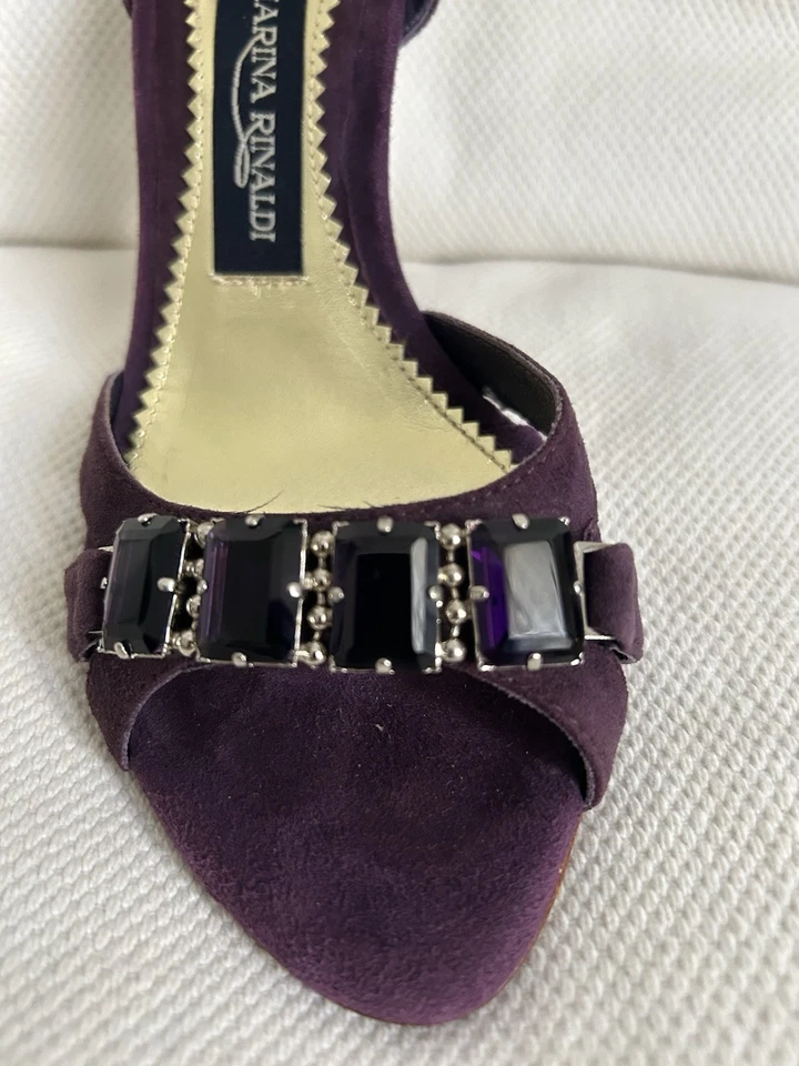 Impresionantes sandalias de tacón alto Foto 1 de 4