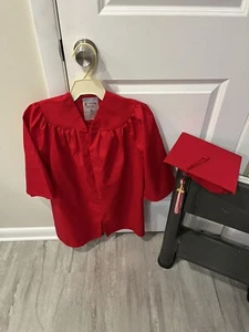 Happy Graduates Kids Kindergarten Red Unisex Cap and Gown Graduation size Medium - Picture 1 of 6
