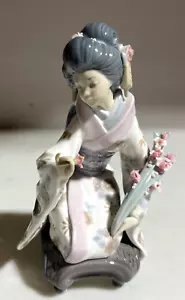 LLADRO GEISHA GIRL FIGURINE #1450 KIYOKO MADE IN SPAIN MINT - Picture 1 of 9