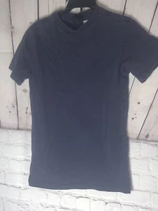 Boys black solid T-shirt - Picture 1 of 2