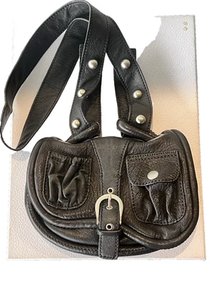 Bolso Bandolera MIMCO Cuero Texturizado Negro Sillín, Bolso de Mano - Excelente Foto 1 de 4