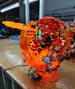 Crescent-Studio Groudon Estatua de Resina En Stock 28x28x34 cm Luz Led Anime - Imagen 1 de 6