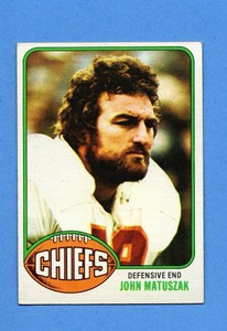 1976 Topps Football #403 John Matuszak  Kansas City Chiefs  Near Mint