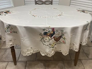 "Mantel bordado 66"" gallo gallina flores bordado borde recortado granja" - Imagen 1 de 9