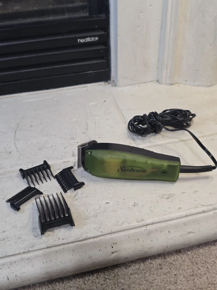 Cortapelos Sunbeam verde lima transparente con accesorios probados funcionando usados Foto 1 de 4