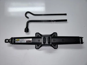 2023 2025 HONDA HR-V JACK AND SPARE WHEEL TOOLS - Picture 1 of 2