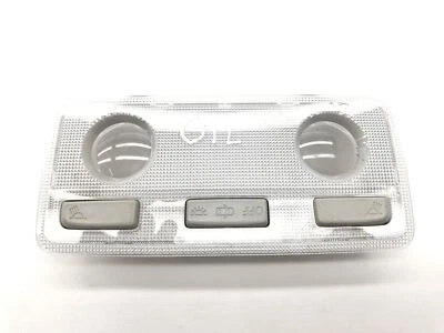 Iluminación interior híbrido Toyota Yaris P13 1,5 NHP130 81260-0D070 1,50 2016 Foto 1 de 3