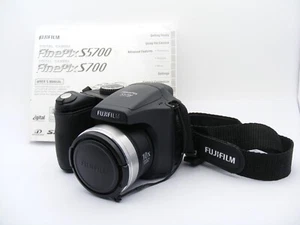 Fujifilm Finepix S5700 digital camera  'Great for Light Box use' - Picture 1 of 17