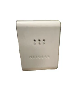 Netgear XE104 85 Mbps Wall-Plugged Ethernet Powerline Switch 4 Port Preowned - Picture 1 of 4