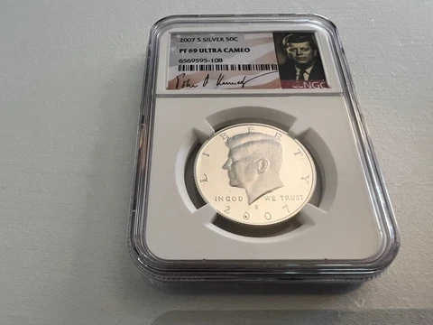 2007-S SILVER  KENNEDY HALF DOLLAR NGC PF69 U.C. (PORTRAIT & SIGNATURE LABEL) Cover
