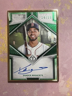 2019 Topps Transcendent - Xander Bogaerts Gold Framed Auto Emerald TCA-XB  /15 - Image 1 of 2