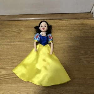 Disney Snow White Doll - 40cm Tall with Hard Head - Picture 1 of 5