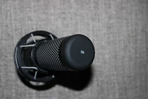 Xbox Series S, HyperX Quadcast X, Razer Kishi Controller. - Picture 1 of 11