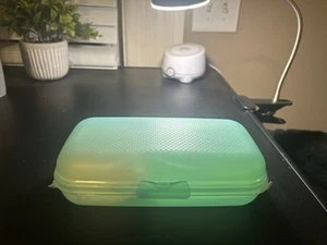 Tupperware Ouster Packable Clamshell Containers Set Of 3 - Picture 1 of 4