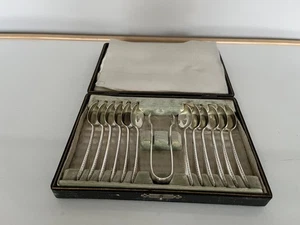 CASED SET OF 12 SILVER PLATED TEA SPOONS AND TONGS (SPTS&T-2100) - Picture 1 of 5