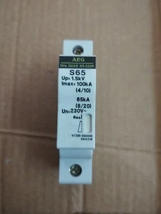 832-787-574 AEG Surge Arrestor Elfa Guas 55-230R S65, Up1.5kV, Imax 100kA FRE... - Picture 1 of 2