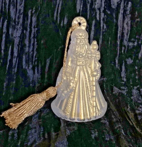 Marquis by Waterford Crystal 2009 Annual Bell - Santa - Pearl Frost - Picture 1 of 8